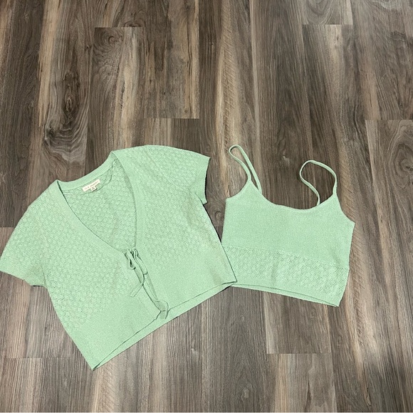 La Hearts Tops - Pacsun green cropped knit sweater set
